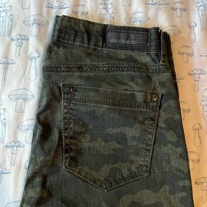 Unionbay camouflage skinny jeans